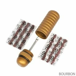 Peaty's Holeshot Tubeless Puncture Plugger Kit -Pneus Soldes Magasin 5060541583948PeatysHoleshotTubelessPuncturePluggerKitbourbon labelled